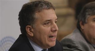 Gobierno tiene todo listo para congelar los ingresos al sector público por dos años